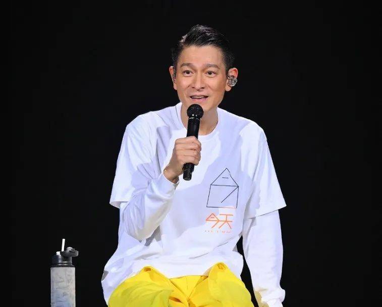 德华、那英、BIGBANG太阳、工藤静香九游会网站登录入口10月港澳演唱会！刘(图2)